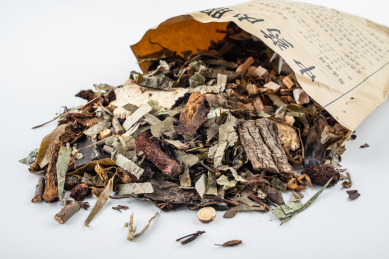 中草药小知识：草牛膝的功效及作用介绍